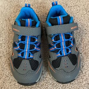 Merrell Hiking Sneaker